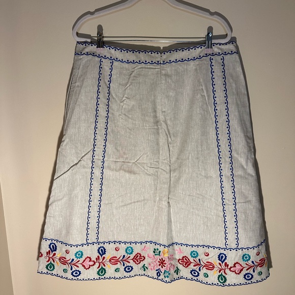 NWT Boden embroidered skirt size 14, 28” length - Picture 2 of 5